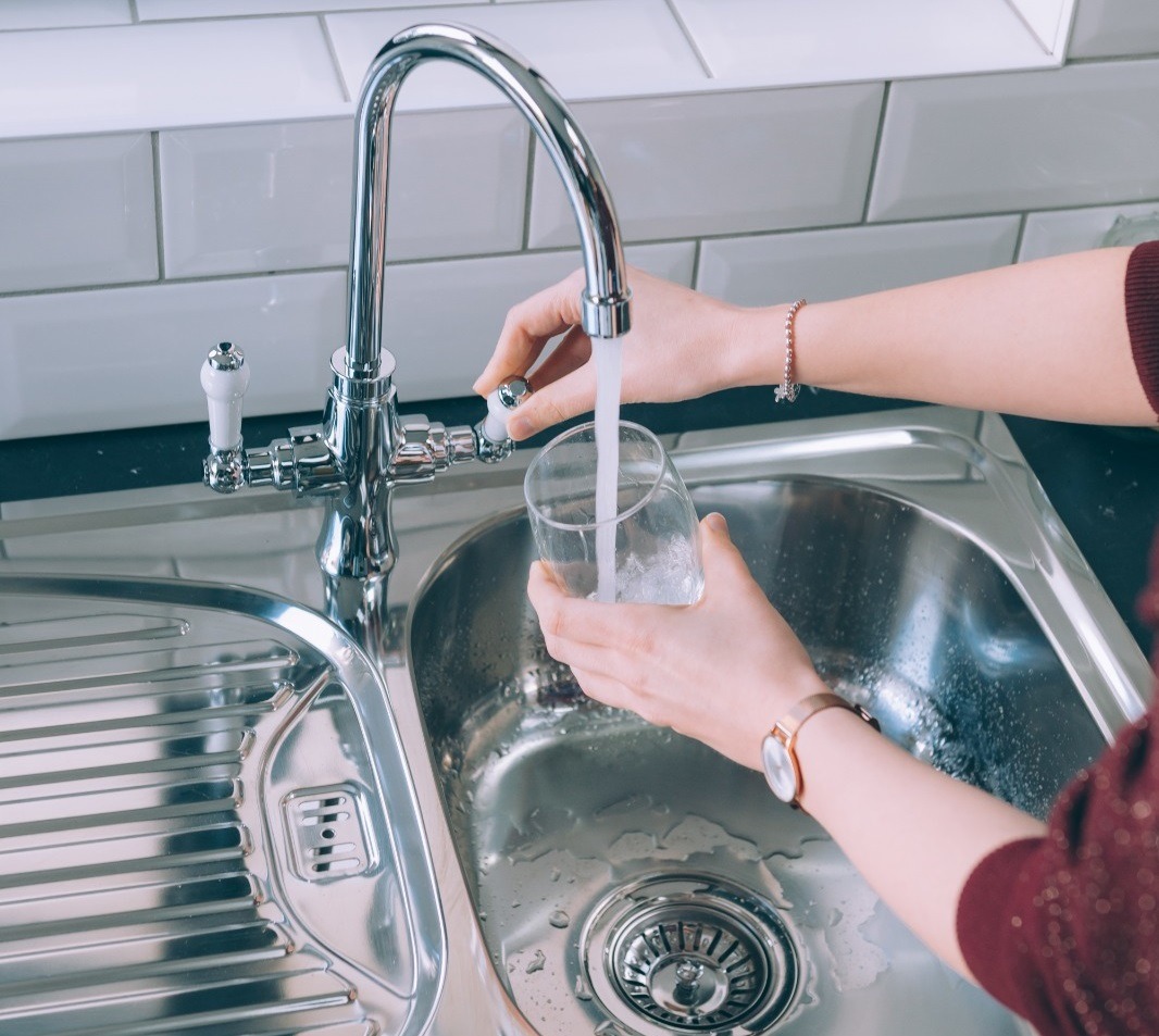 agua del grifo